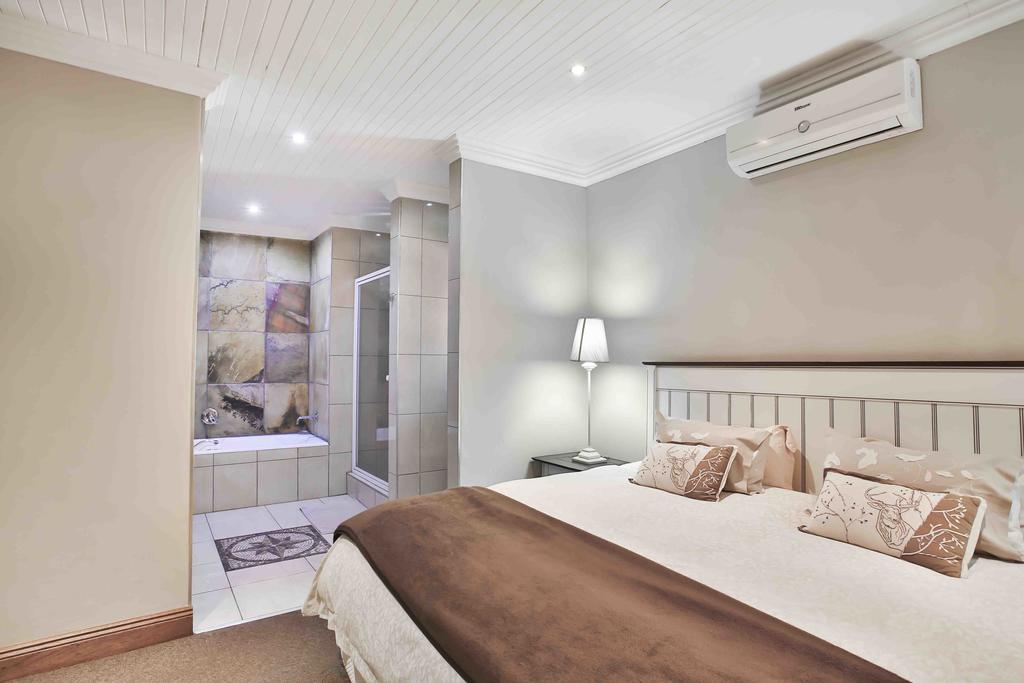 Accommodation At Vans No Loadshedding เซนทูเรียน ภายนอก รูปภาพ