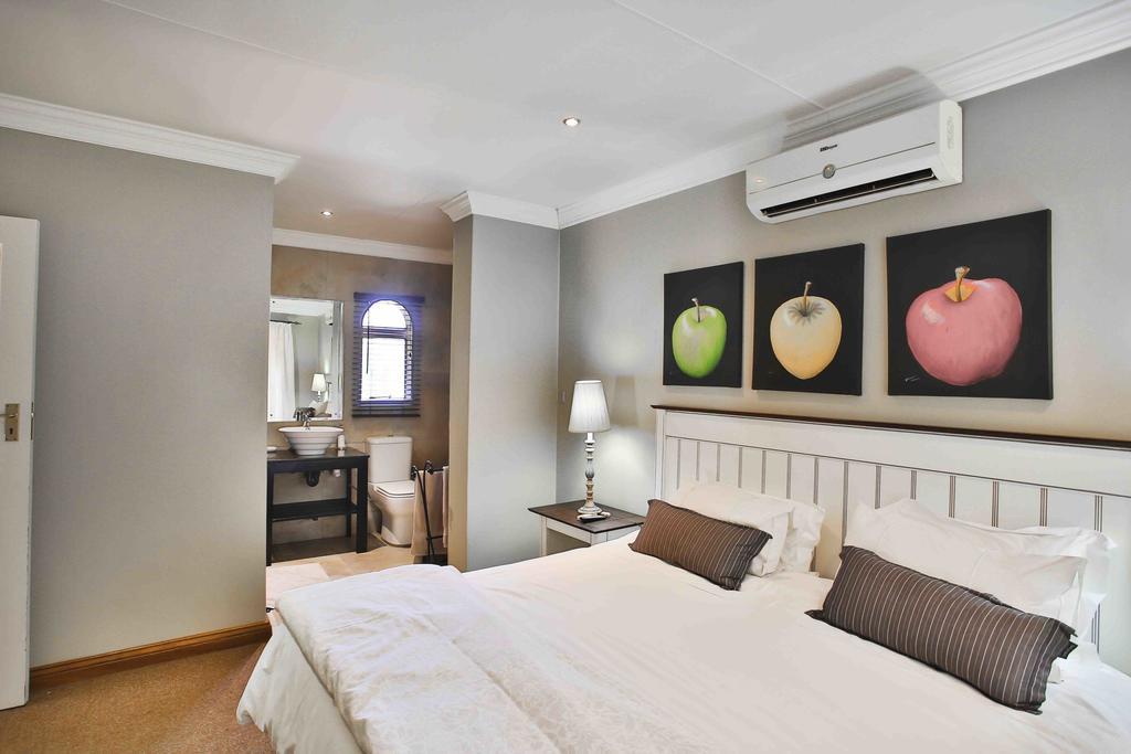 Accommodation At Vans No Loadshedding เซนทูเรียน ภายนอก รูปภาพ