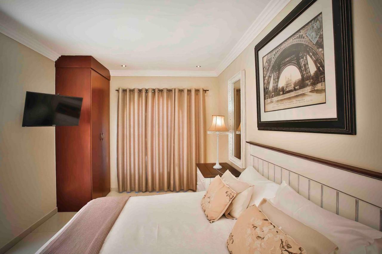 Accommodation At Vans No Loadshedding เซนทูเรียน ภายนอก รูปภาพ