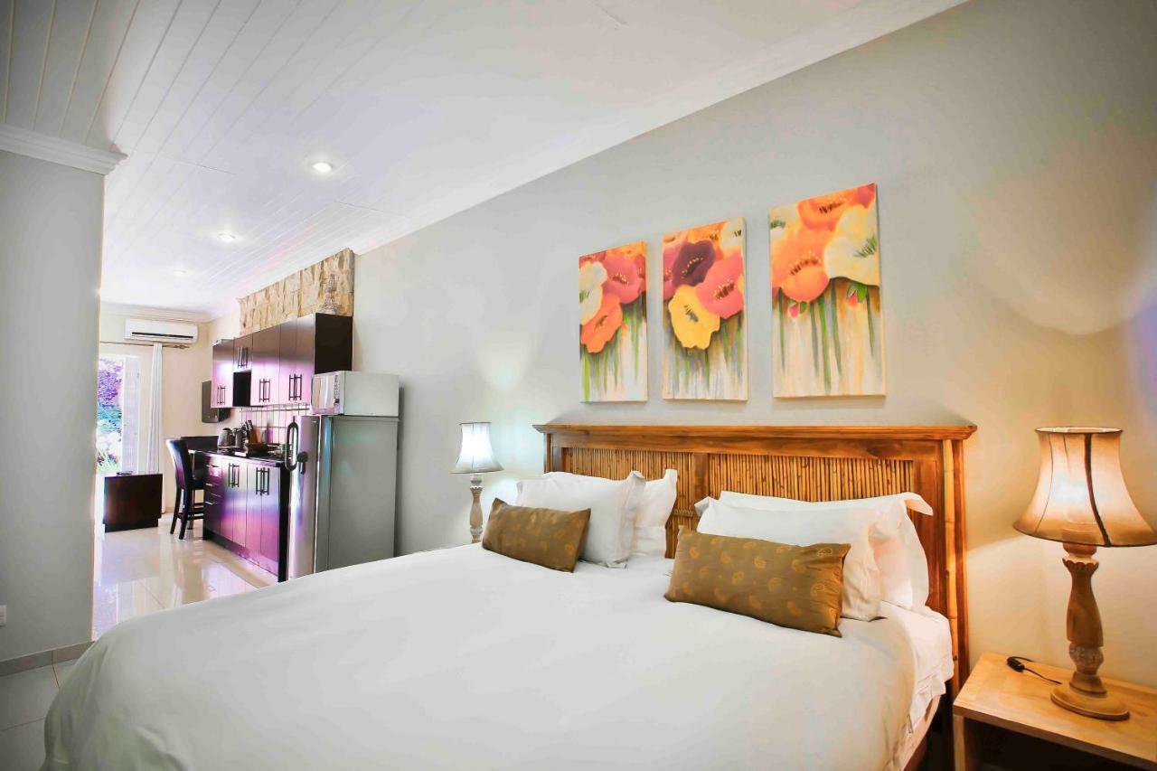 Accommodation At Vans No Loadshedding เซนทูเรียน ภายนอก รูปภาพ